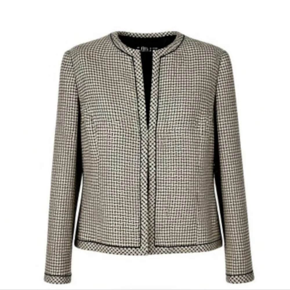Kasper Tweed Blazer Size 12P 1 Hook Eye Closure Long Sleeve Lined Black Tan